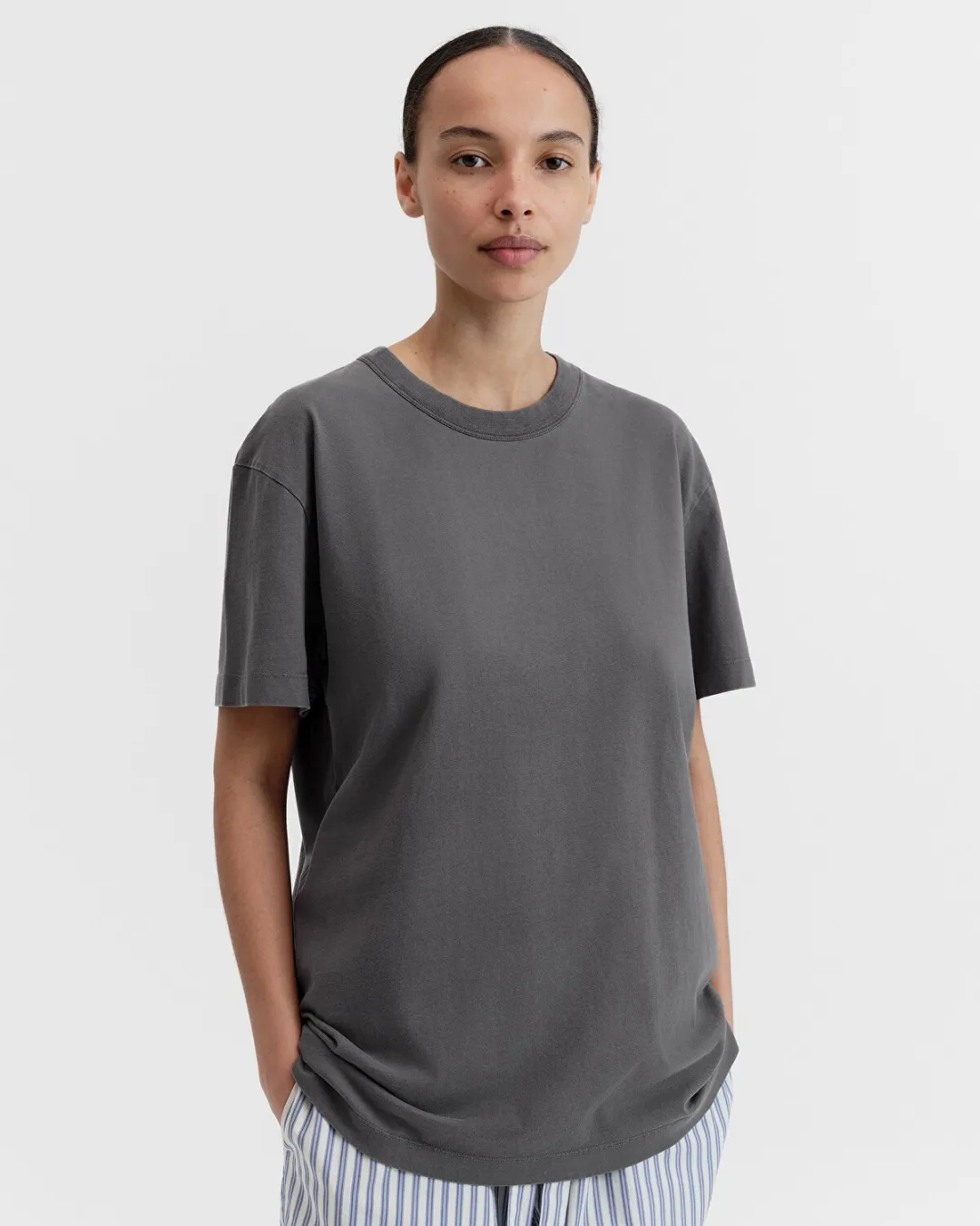 Siyah Kısa Kollu Kadın T-Shirt - 2