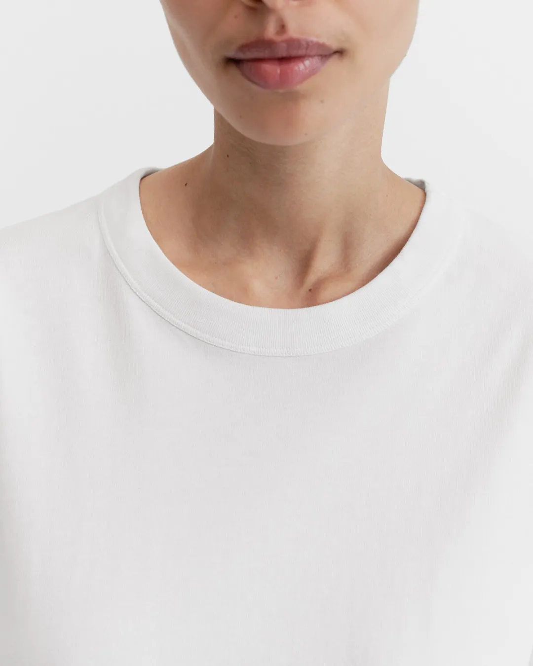 Beyaz Kısa Kollu Kadın T-Shirt - 4